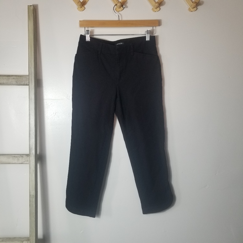 41 HAWTHORN WOMEN'S BLACK CAPRI PANTS SIZE 4
